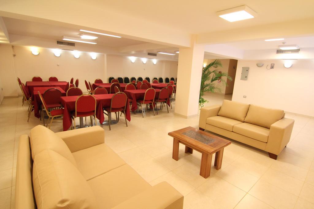 Hotel El Cortijo Neuquen Ngoại thất bức ảnh