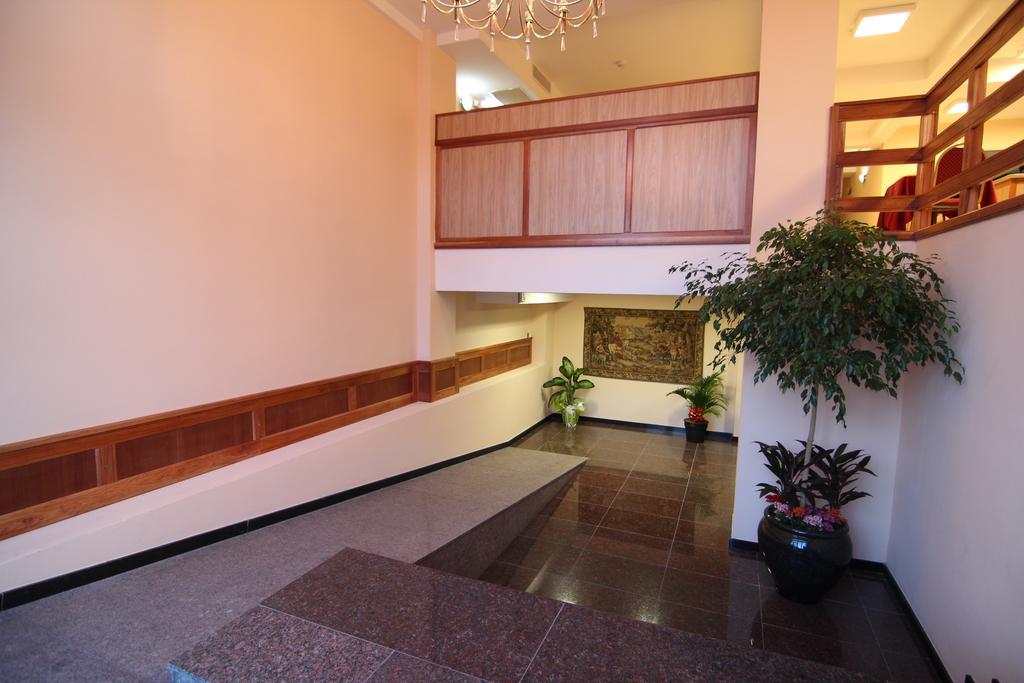 Hotel El Cortijo Neuquen Ngoại thất bức ảnh
