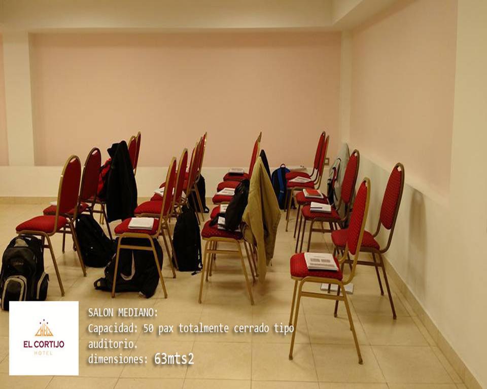 Hotel El Cortijo Neuquen Ngoại thất bức ảnh